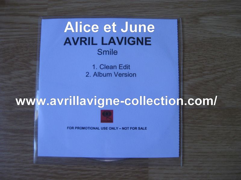 CD promotionnel Smile-version anglaise (2011)