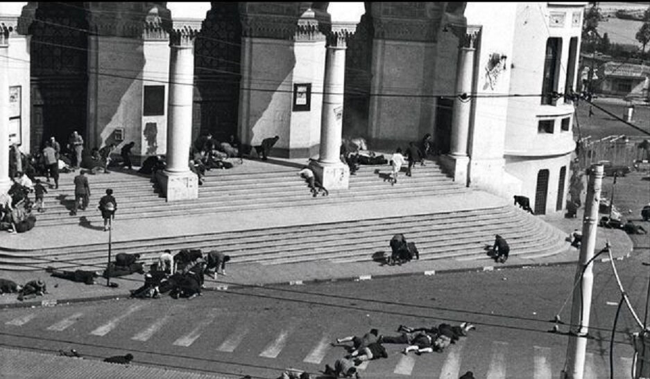 26 Mars 1962 Rue D'isly à Alger 26 mars 1962 fusillade rue d'Isly à Alger : crime d'Etat