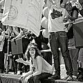 Girls smiling or shouting_Daaram_2013