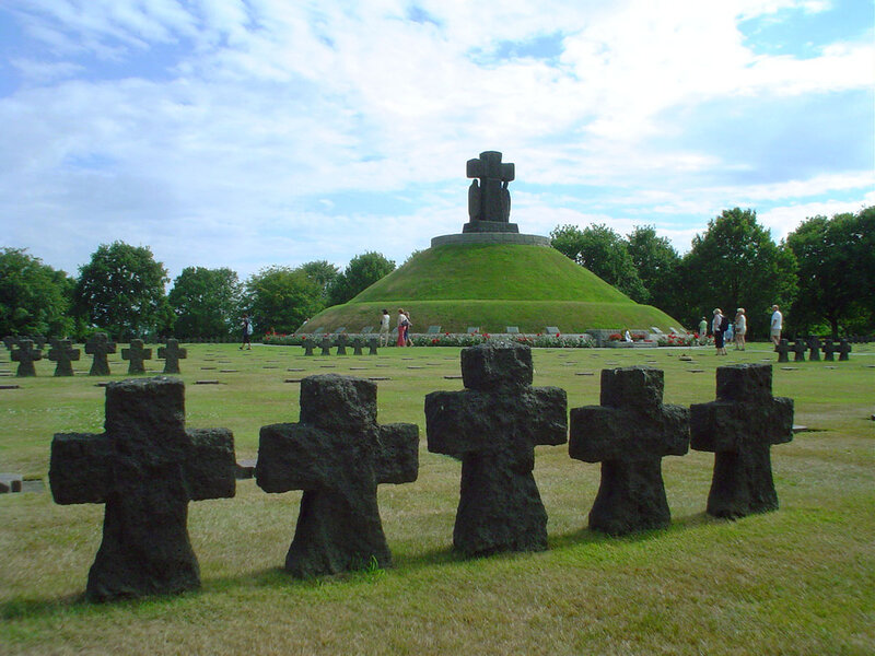 German_military_cemetery_Normandy_1
