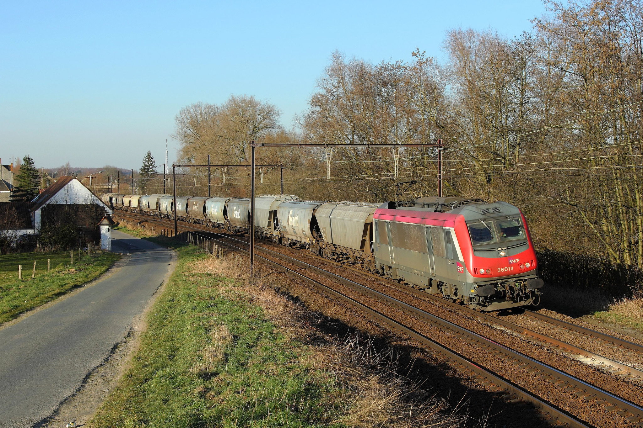 Locomotive électrique BB8500 cabine longue, livrée Fret, SNCF époque V