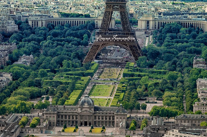 Tour_Eiffel_10