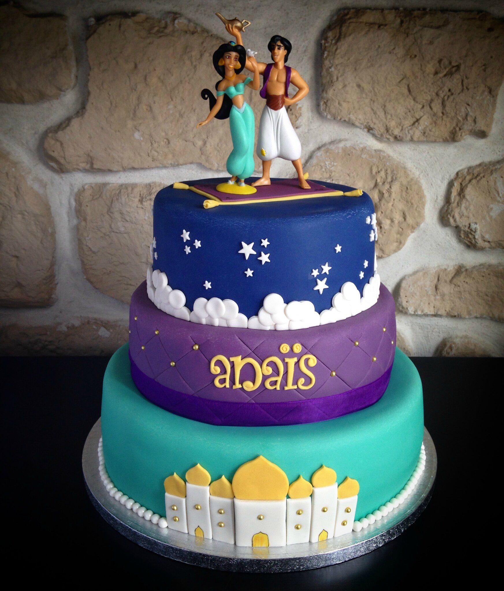 Piece Montee Aladdin Et Jasmine Original Cake