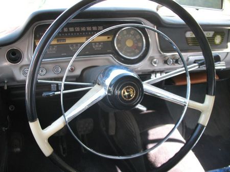 AlfaRomeo2000int