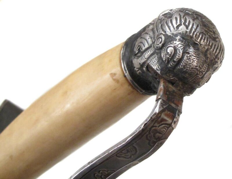 A Vietnamese “guom” sword, second half of the 19th century - Alain.R.Truong