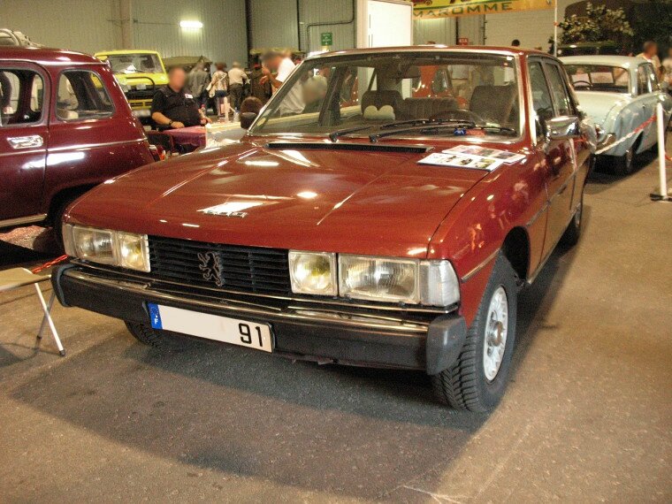 Peugeot604SLav