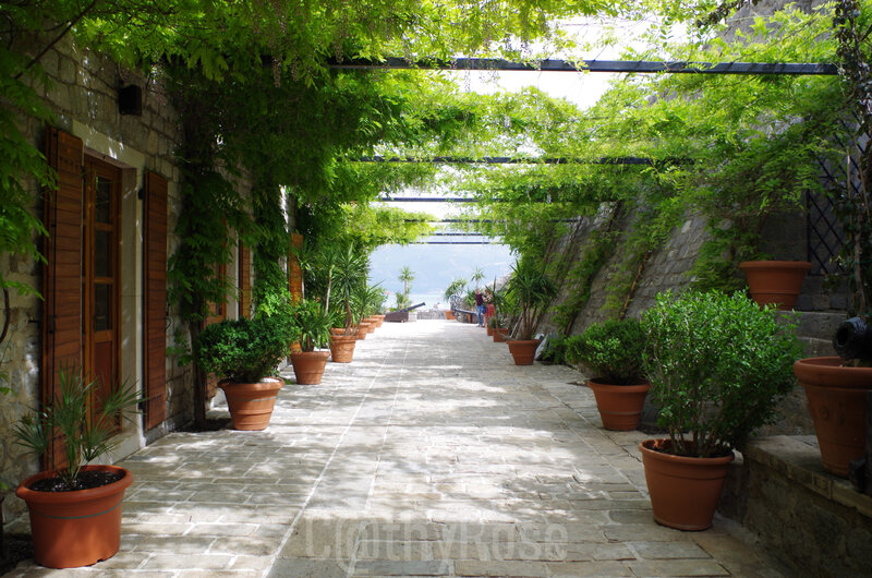 && citadelle Budva (2)