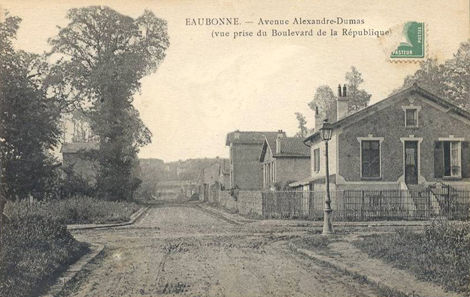 avenue_dumas_1