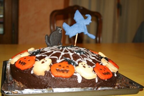 Gâteau d'anniversaire Mickey et Minnie pour Juliette 2 ans - Les Lutins  Créatifs, bricolage pour enfants.