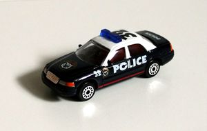 Ford crown victoria de chez Realtoy 01