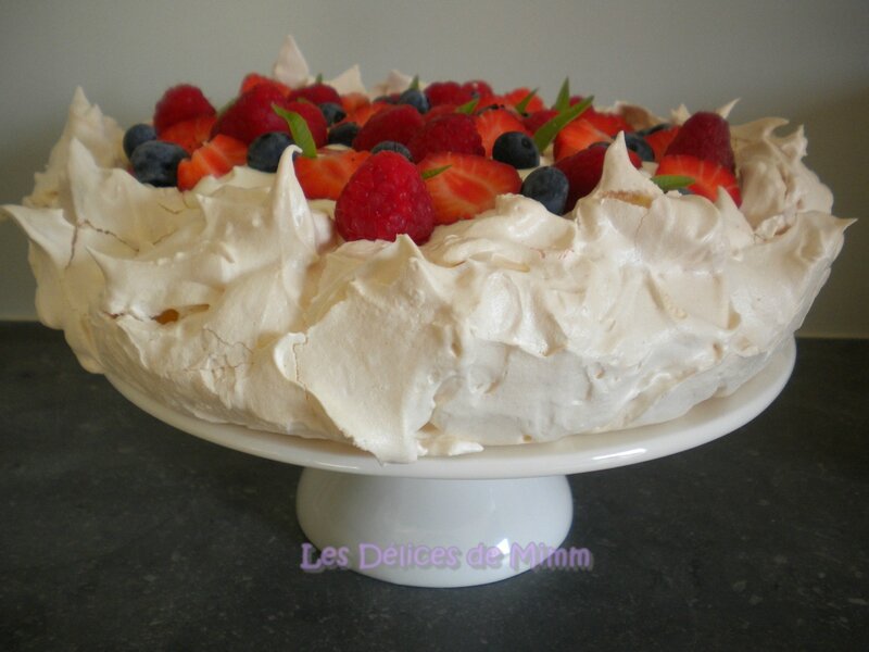 Pavlova aux fruits rouges 3