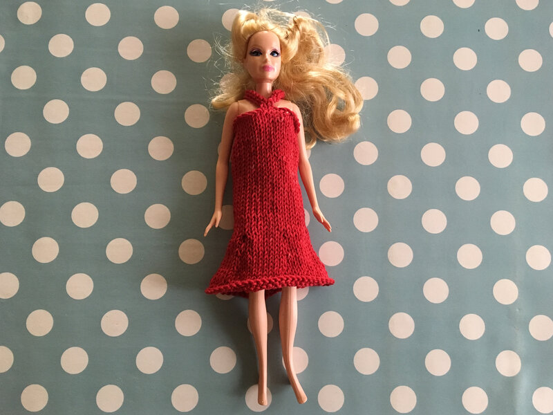 barbie robe rouge