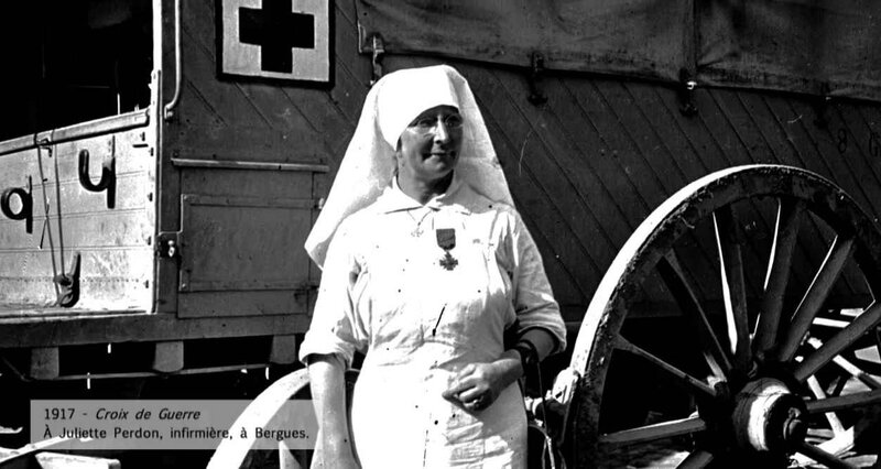 Croix de guerre à infirmière