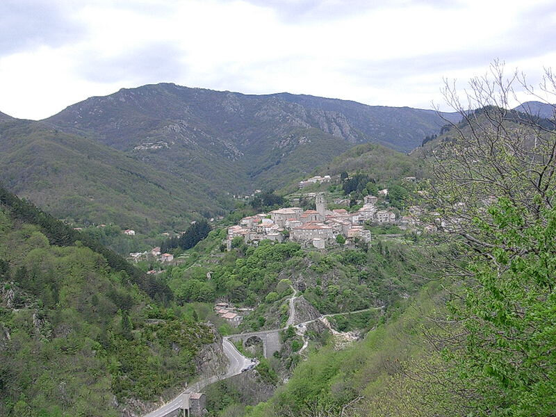 800px-Antraigue,_Bise_et_Volane