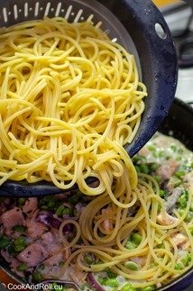 Spaghetti deux saumons, edamame menthe