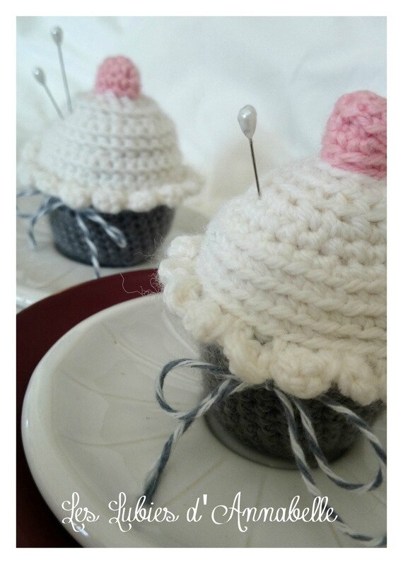 lot-de-2-cupcakes-au-crochet-