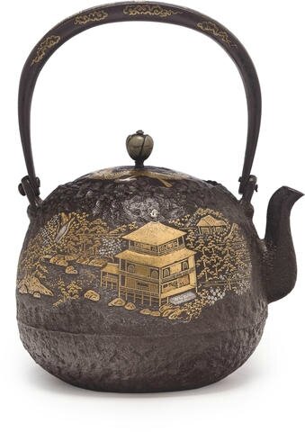 An inlaid iron tetsubin (kettle), Meiji era (late 19th century)