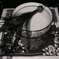 Table noire et blanche