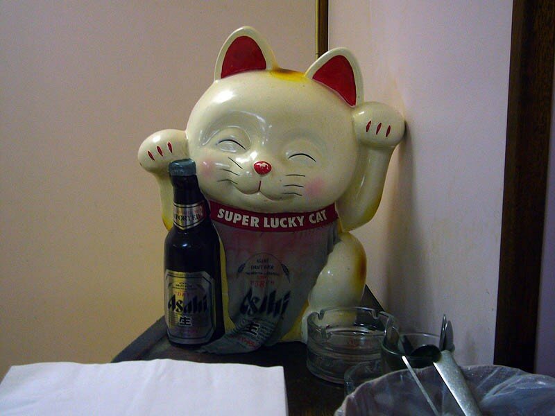 super-lucky-cat-coquecigrues