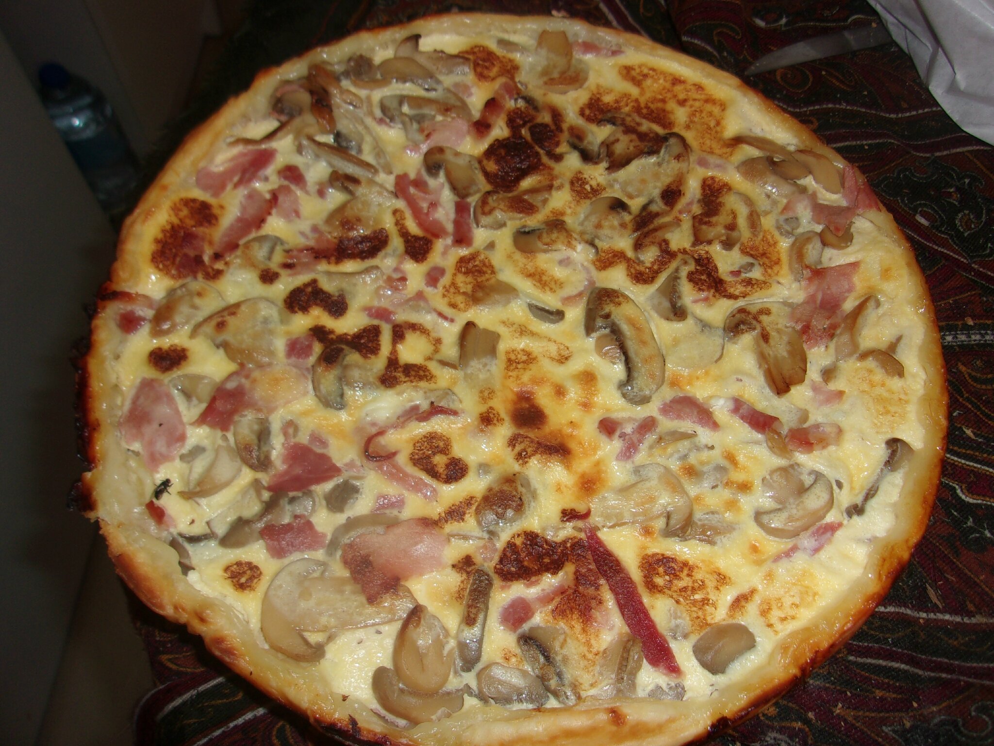 quiche, jambon, p'tit lardon, champignons La bonne popotte de patricia