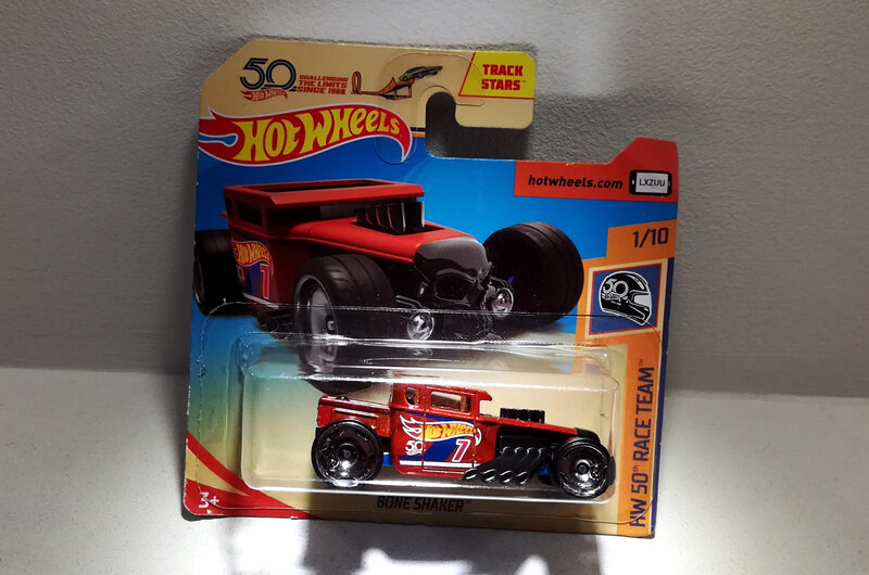 Bone Shaker (Hotwheels) 02