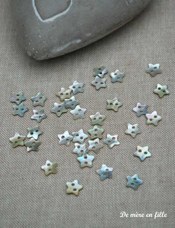 petites étoiles nacre