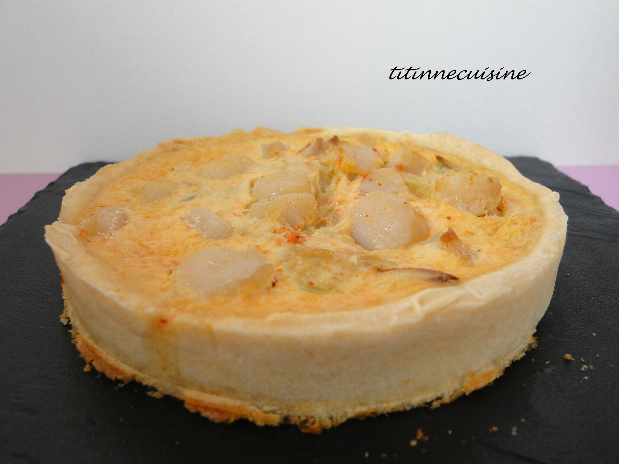 Recette Tourte Noix De Saint jacques Recette Parfaite TARTE AUX POIREAUX ET SAINT JACQUES - Titine cuisine pour sa petite famille