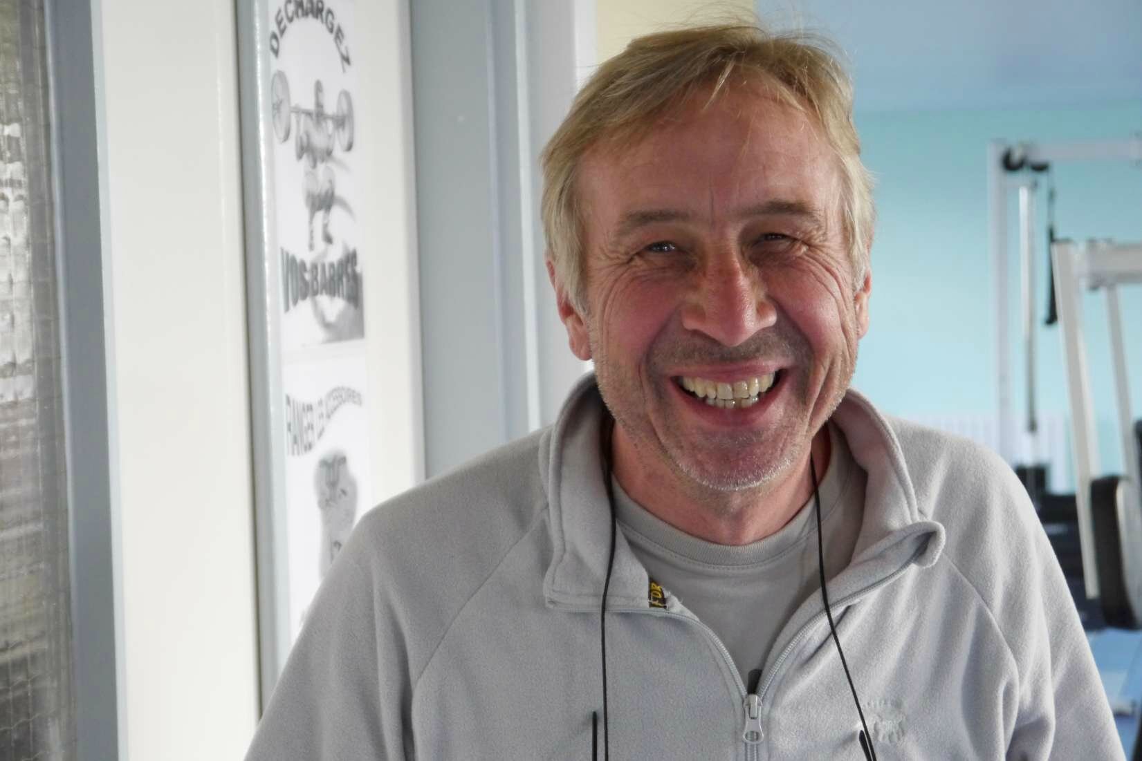 Et je cours, je me raccroche