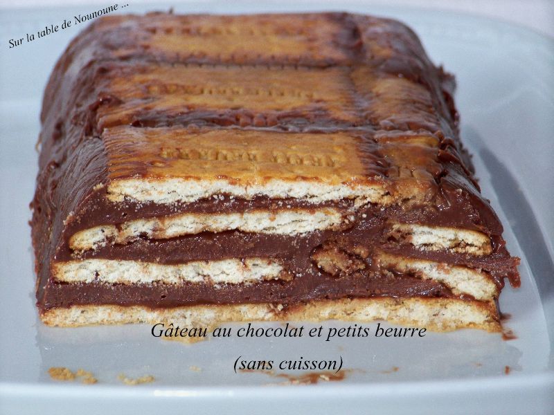 Gâteau au chocolat et petits beurre (sans cuisson) - Sur ...