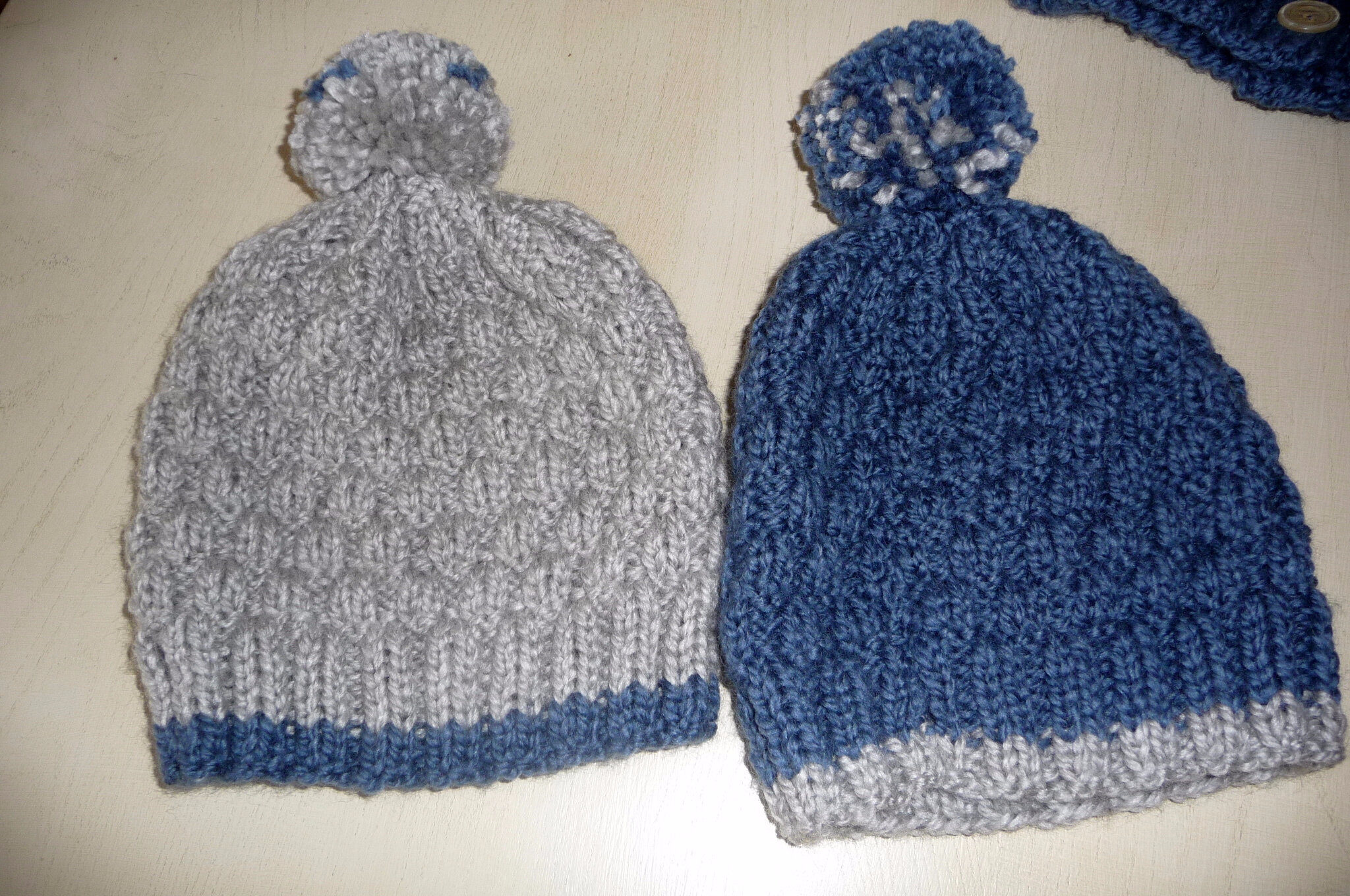 1001 bonnets au tricot – enfants et adultes – 3 petites mailles
