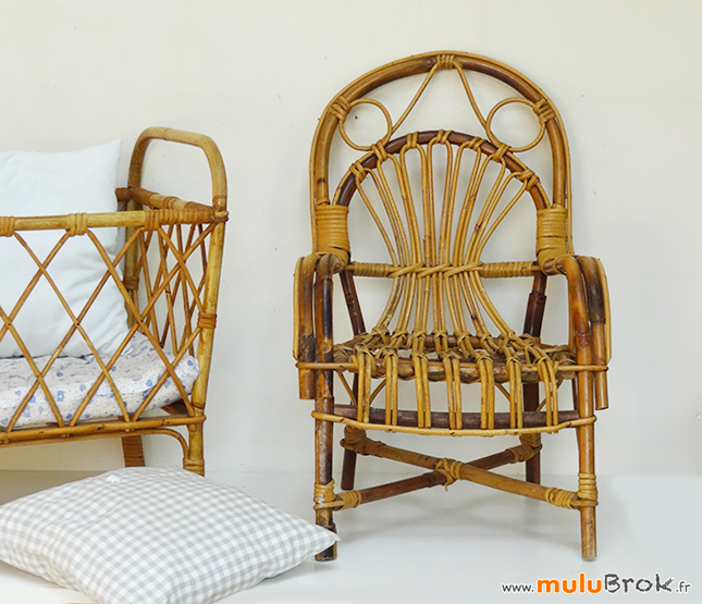 FAUTEUIL-ENFANT-Rotin-Peacock-1-muluBrok-Vintage