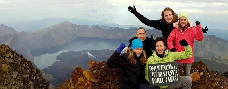 Lombok, nos têtes dans les nuages: Le Rinjani, 3726 m!