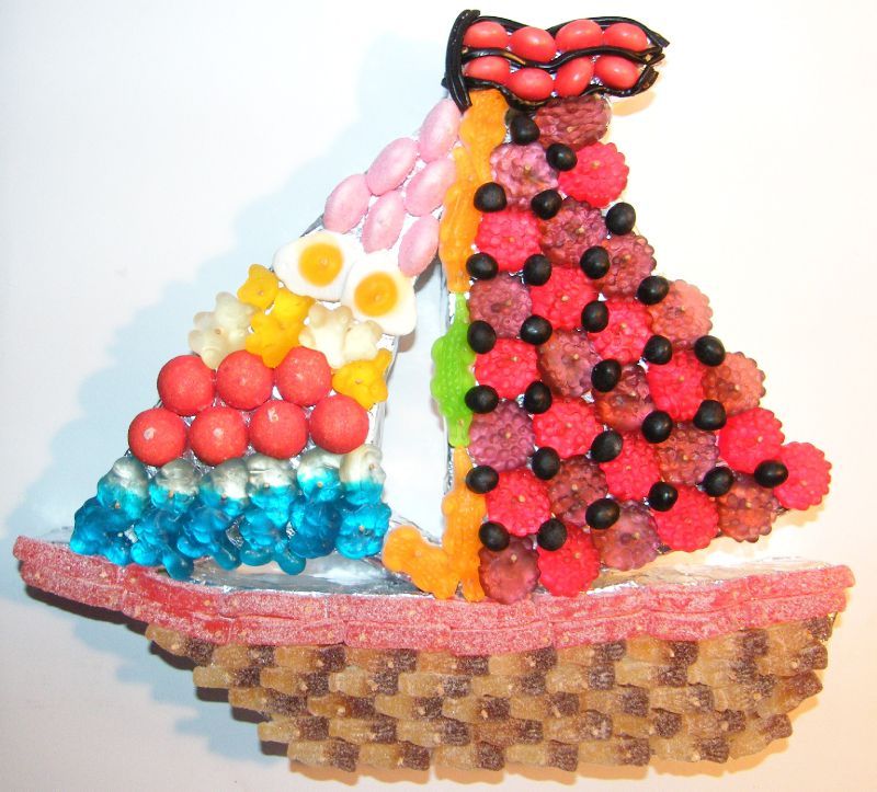 Gateau De Bonbons Bateau Cadeauxbonbons