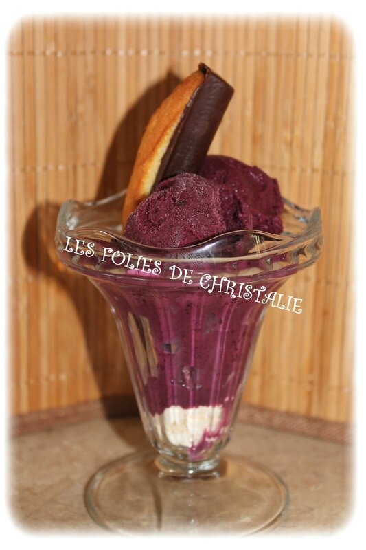 Glace cassis 1