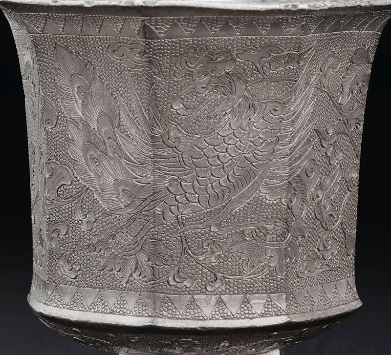 2019_NYR_18338_0543_005(a_silver_octagonal_phoenix_cup_late_tang-liao_dynasty_9th-12th_century)