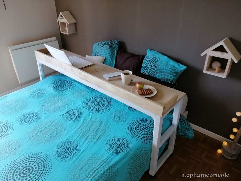 DIY bricolage - une grande table à roulettes pour le lit - Stéphanie bricole