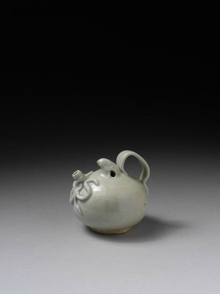 Porcelain water dropper with pale blue glaze, qingbai ware, Jingdezhen kilns, south China, Northern Song dynasty (960-1127)