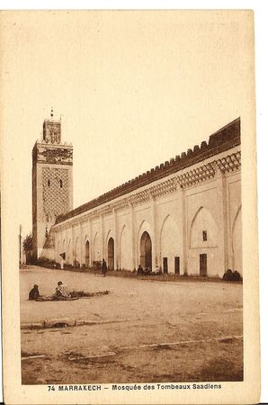 1371___74_MARRAKECH_Mosque_e_des_Tombiens_Saadiens_Roudnev