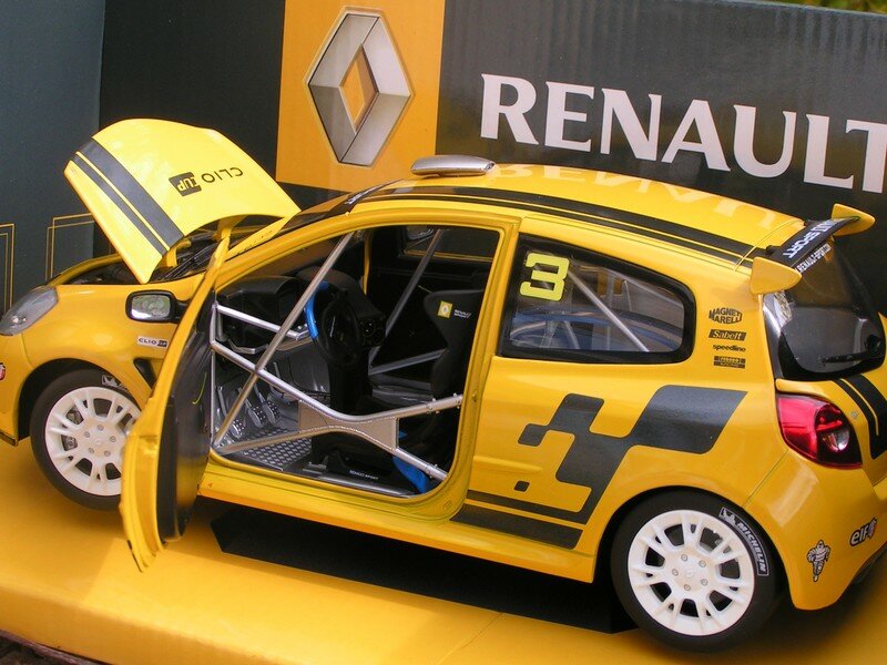 clio 3 rs miniature 1 18