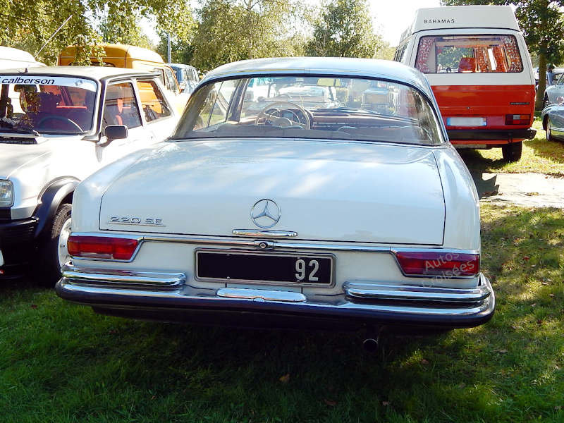 Mercedes220SEbCoupeW111ar