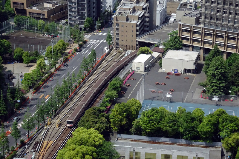 Marunouchi line