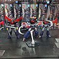 Maquettes Mazinger sur stand Gunpla