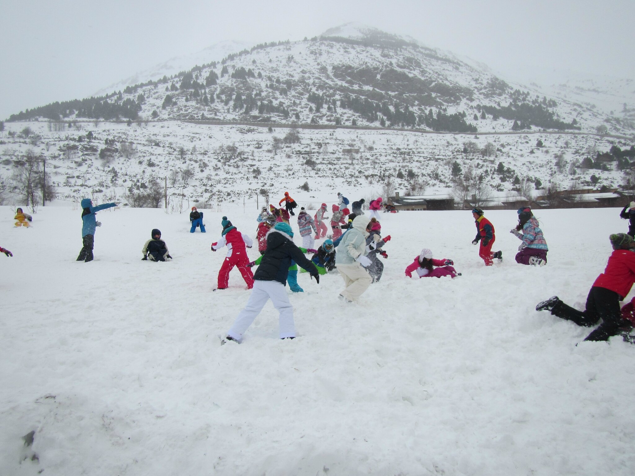 Bataille de boules de neige - Le blog de l'école de LALANDE à MONTAUBAN (82)