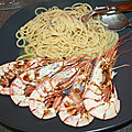 Spaghetti cacio e pepe et gambas à la plancha