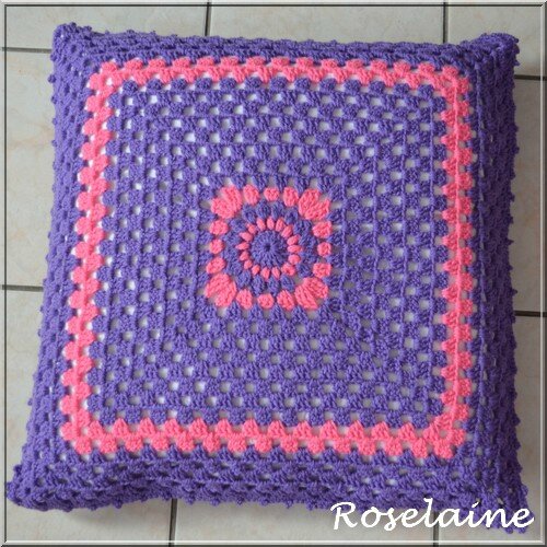 Roselaine 110 cushion coussin sunburst Zeeman