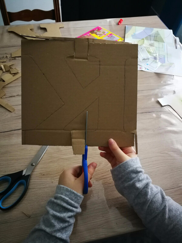 Réaliser une lettre lumineuse SES Créative