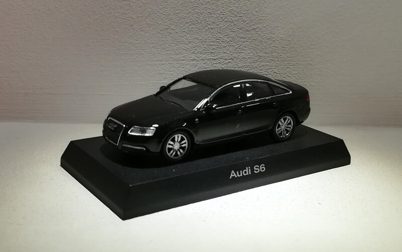 Audi S6 (Kyosho)