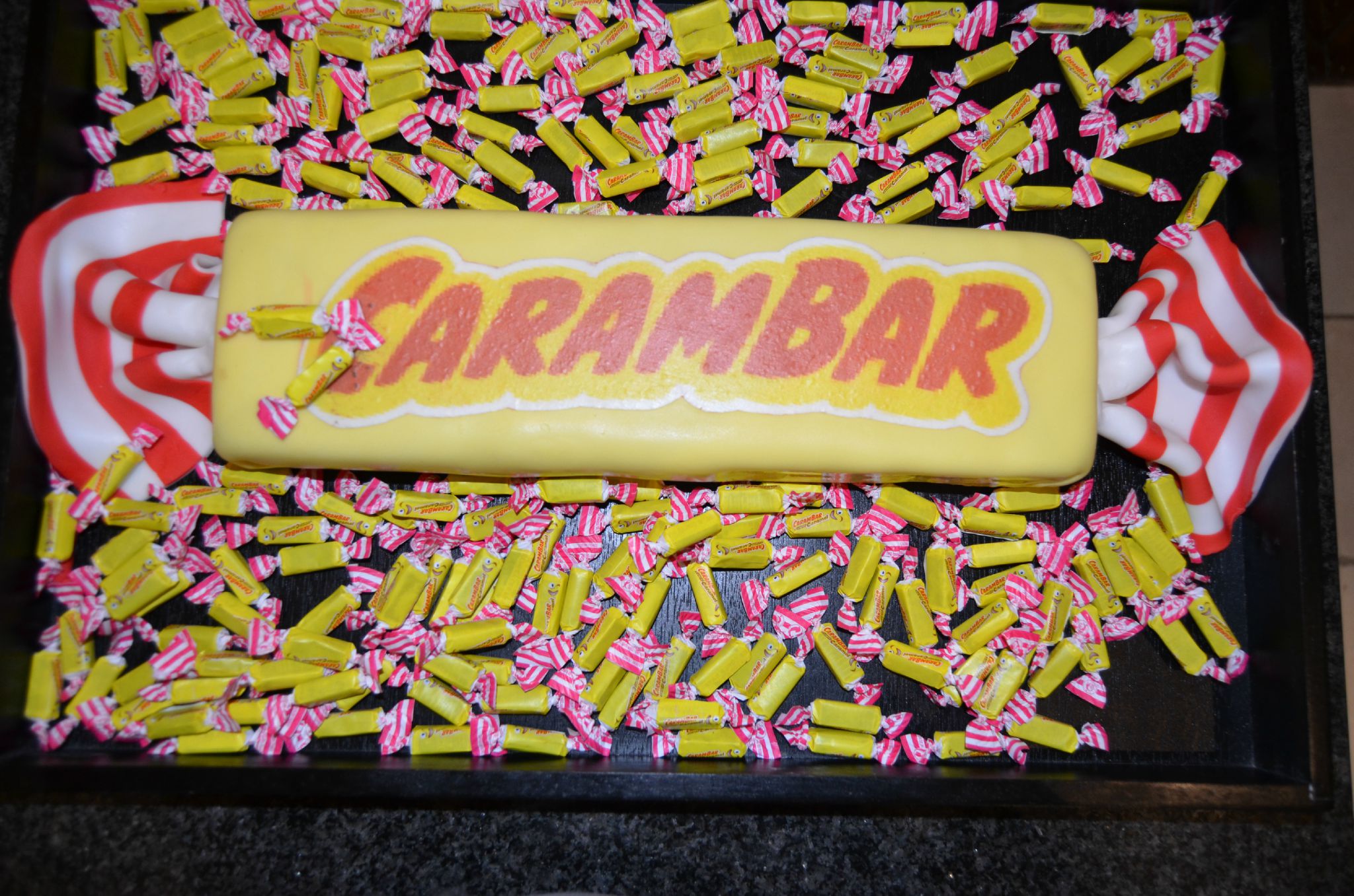 Gateau D Anniversaire 3d En Forme De Carambar Geant Ma Cerise Sur Mon Gateau Gateaux En 3 D