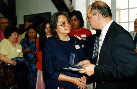 Lillian 1992 - Williams reçue par le maire de Montauban Hubert Gouze