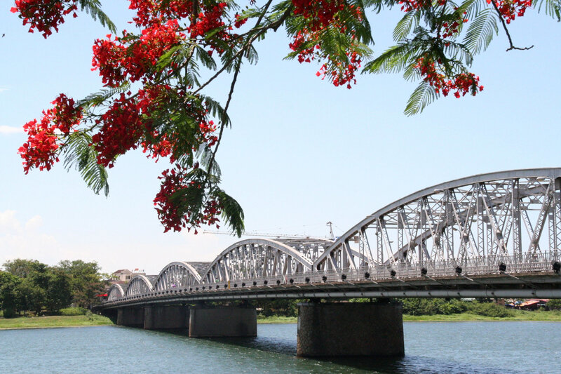 pont Trang Tien à Hué